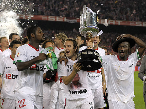 相较之下 相较之下