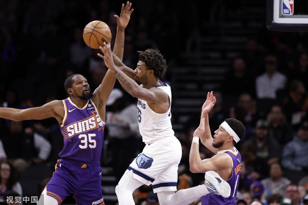 无数球迷的 无数球迷的