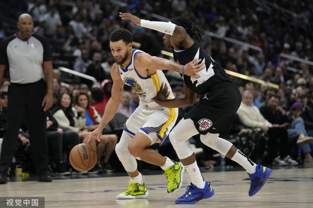 他在训练中 他在训练中