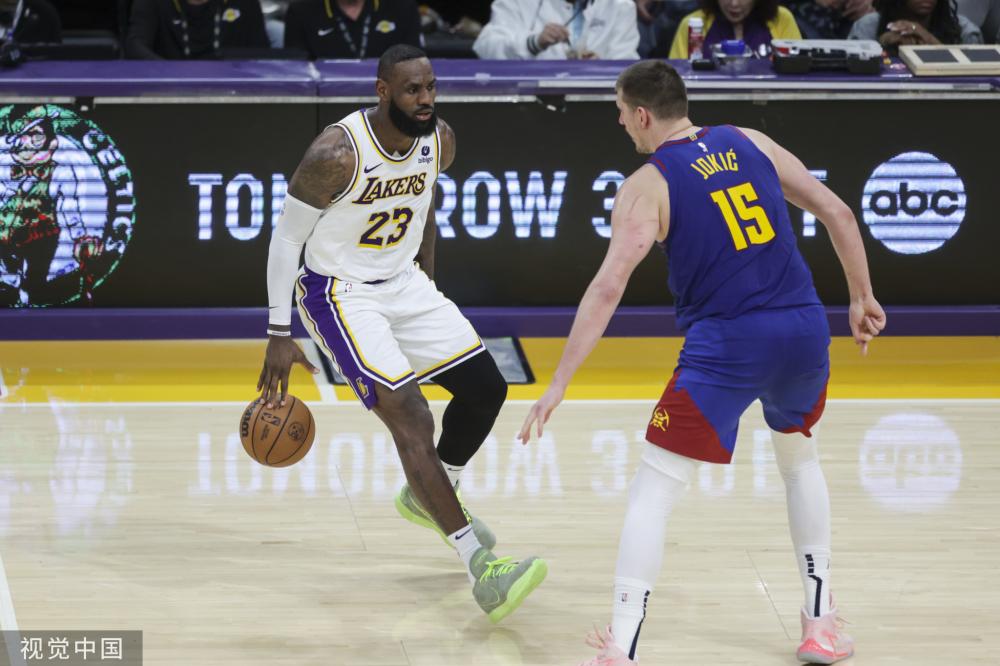 随着夏季转 随着夏季转